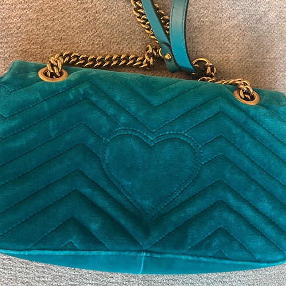 Gucci BLUE VELVET GG MARMONT SHOULDER BAG SMALL - Picture 7 of 7